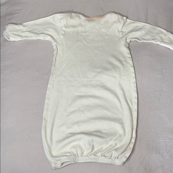 0-6 BABY UNISEX SLEEPER GOWNS!! - Picture 4 of 13